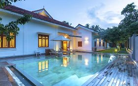 Stay At Ahangama